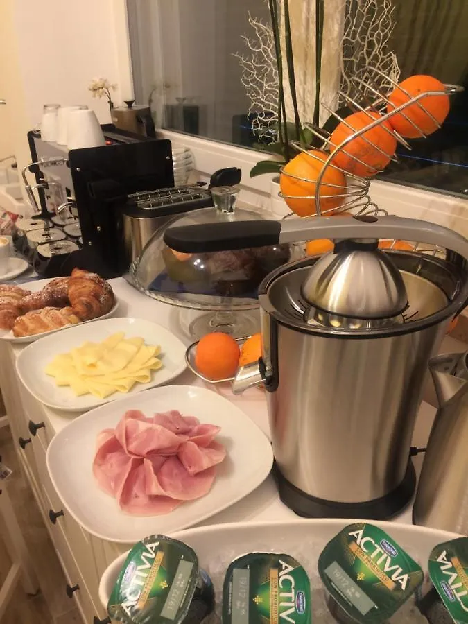 Nocleg ze śniadaniem B&B Villa S.Anna Bari Włochy